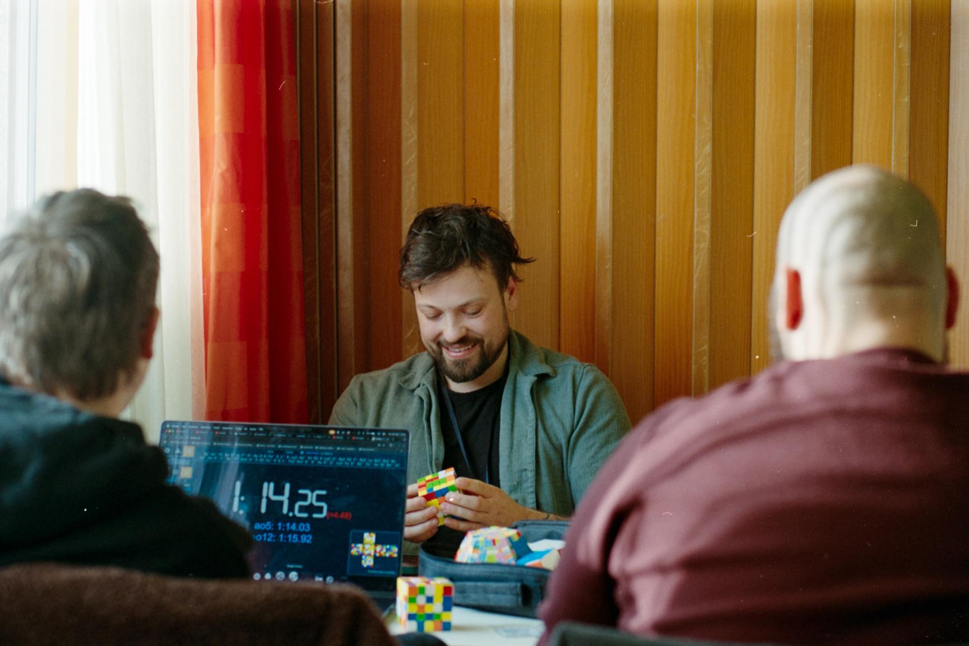 Thumbnail /2025 Comps/FranconiaChristmas2025/eos_1_v_franco_ 12.jpg